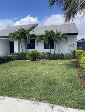 21045 SW 124th Ave Rd in Miami, FL - Building Photo - Building Photo