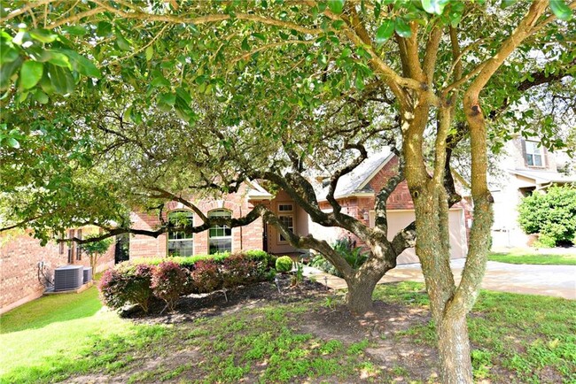 4701 Pyrenees Pass in Bee Cave, TX - Building Photo - Building Photo