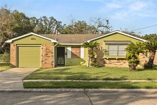 6220 Kingston Ct in New Orleans, LA - Building Photo