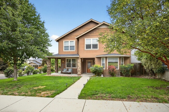 property at 1719 Lithia Way