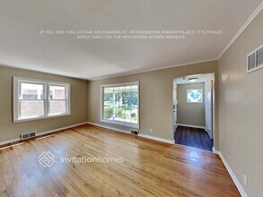 410 Mors Ave in Wheeling, IL - Building Photo - Building Photo