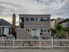 48 7th St, Unit 1 in Hermosa Beach, CA - Building Photo