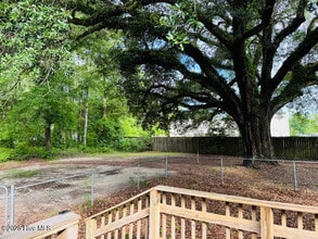 3670 Old Maco Rd NE in Leland, NC - Building Photo - Building Photo