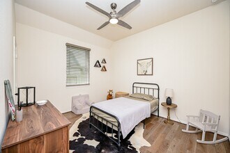 30718 Parkside Passage Dr in Fulshear, TX - Foto de edificio - Building Photo