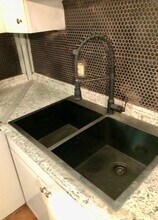 8 Eastburn Pl in Boston, MA - Building Photo - Building Photo
