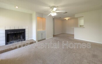 10200 Belle Rive Blvd in Jacksonville, FL - Building Photo - Building Photo