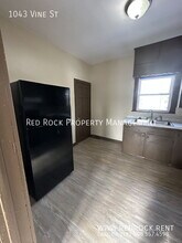 1043 Vine St in Beloit, WI - Building Photo - Building Photo