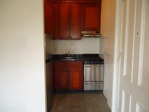 250 Carlton Ave in Brooklyn, NY - Building Photo - Building Photo