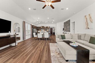240 Trout River Rd in Kyle, TX - Building Photo - Building Photo
