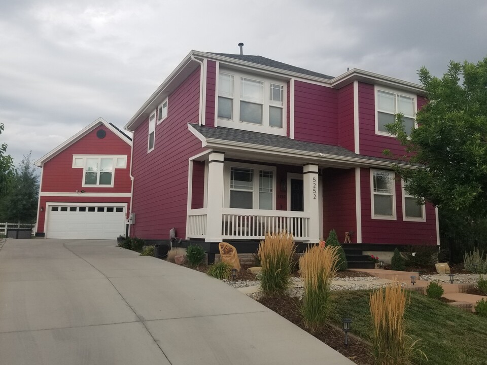 5252 Mt Arapahoe Cir in Longmont, CO - Building Photo