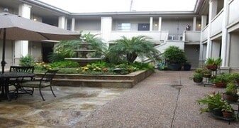 4727 W Alabama St, Unit 104