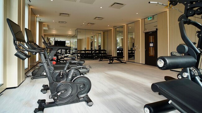 699 Sheppard Av E in Toronto, ON - Building Photo - Building Photo