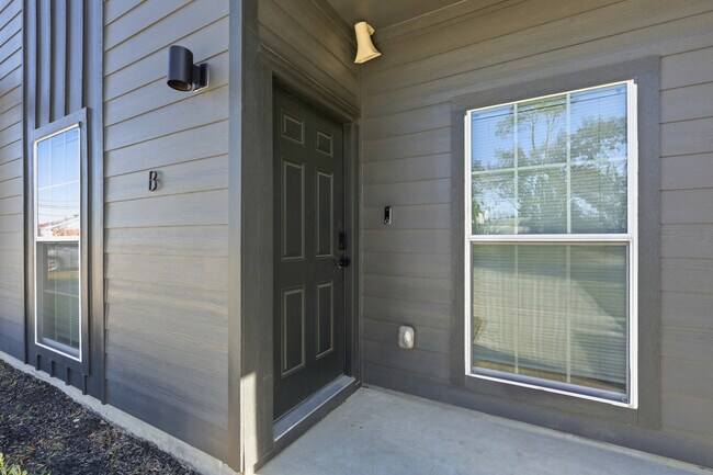 9412 Crofton St in Houston, TX - Foto de edificio - Building Photo