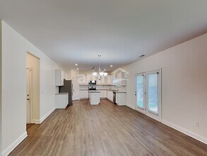 110 Oscar Ct in Dallas, GA - Building Photo - Building Photo