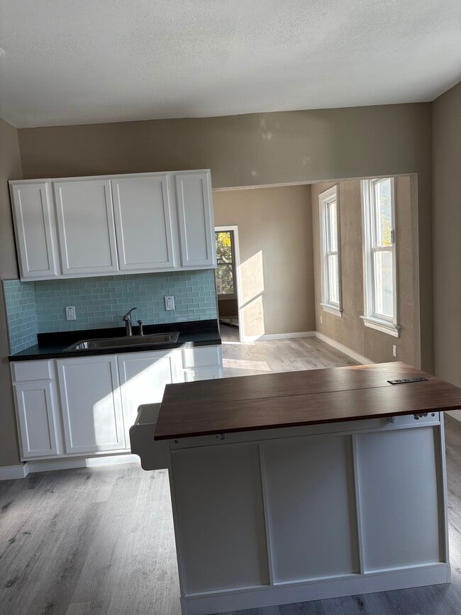 1433 N 39th St, Unit 1433 N 39th Street in Milwaukee, WI - Building Photo - Building Photo