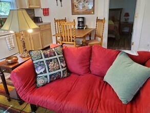 204 E 3rd Ave, Unit 3 in Cheyenne, WY - Foto de edificio - Building Photo