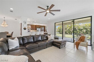 10099 Windy Pointe Ct in Ft. Myers, FL - Building Photo - Building Photo