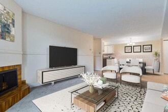 Chancellor Gate in Saskatoon, SK - Building Photo - Building Photo