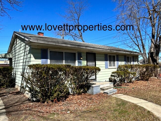 property at 17221 New York St