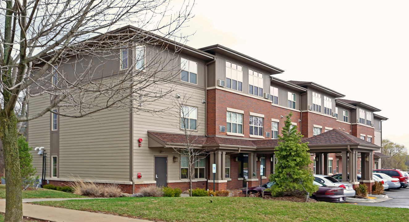 Franklin Meadows in Franklin, WI - Foto de edificio