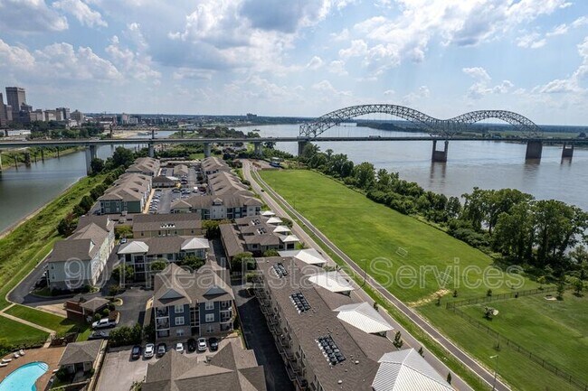 380 Island Dr in Memphis, TN - Building Photo - Building Photo