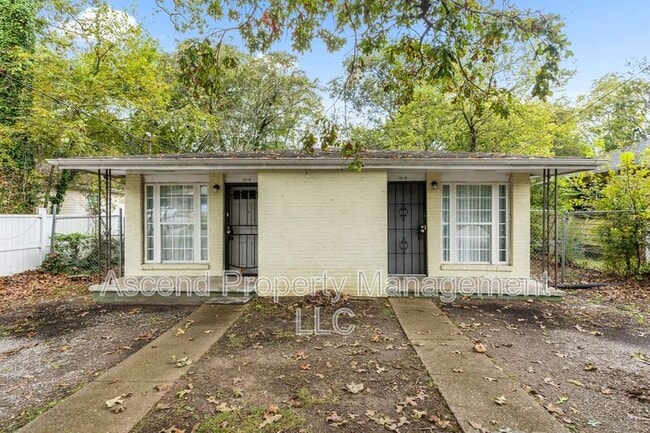 property at 1611 Roanoke Ave