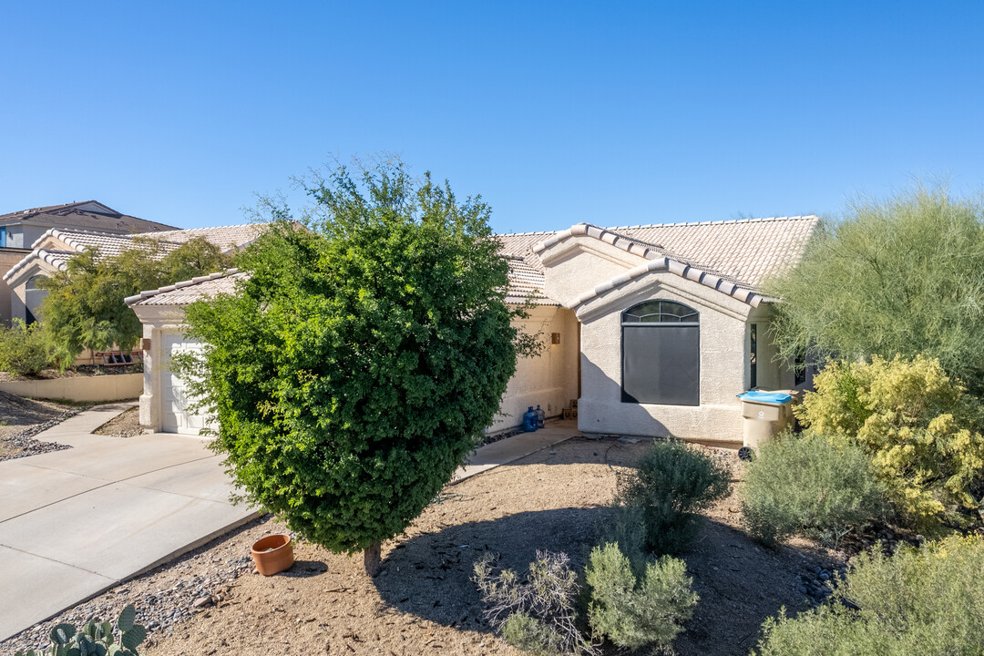 13626 N Hamilton Dr in Fountain Hills, AZ - Building Photo