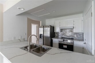 4009 Yucca Ave in McAllen, TX - Building Photo - Building Photo