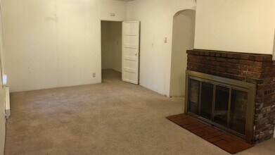 115 SW State St in Pullman, WA - Building Photo - Building Photo