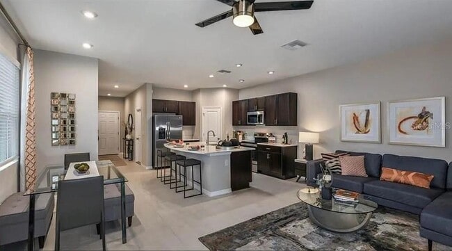 10557 Oakside Dr in Palmetto, FL - Building Photo - Building Photo