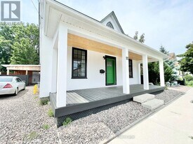 92 Nassau St in Oshawa, ON - Building Photo