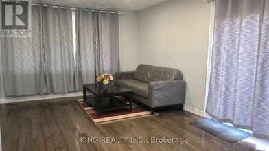 13 Fairfield Ave in Brampton, ON - Building Photo - Building Photo