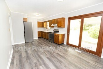 8911 Drake Parkway Rd, Unit 1 in Chattanooga, TN - Building Photo - Building Photo