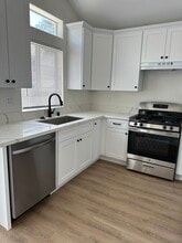 9011 Aldershot Ct in Las Vegas, NV - Building Photo - Building Photo