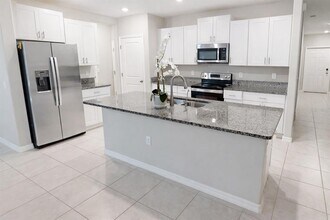 5355 Night Tide Ln in Wimauma, FL - Building Photo - Building Photo