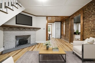 39 Euclid Ave in Ardsley, NY - Foto de edificio - Building Photo