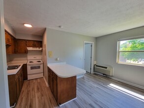 107 W Carter Rd in London, KY - Building Photo - Building Photo