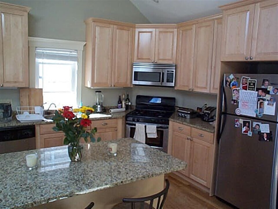 117 Columbia St, Unit 1 in Cambridge, MA - Building Photo