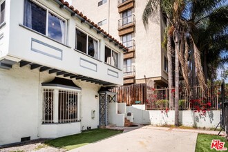 1819 Grace Ave in Los Angeles, CA - Foto de edificio - Building Photo