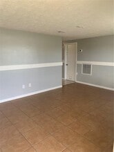 2215 Pamela Dr in Holiday, FL - Building Photo - Building Photo