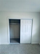 242 Delray Ave in Ft. Myers, FL - Foto de edificio - Building Photo