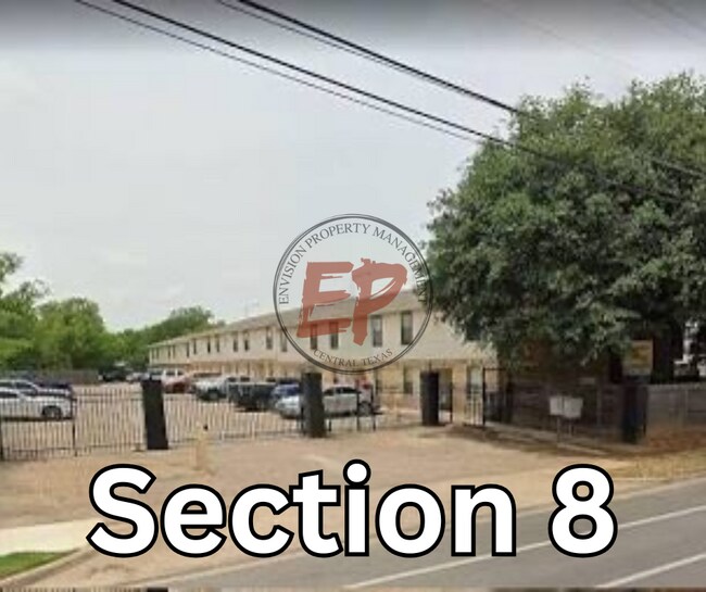 property at 609 S 5th St