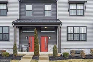 113 Despina Dr in Mechanicsburg, PA - Building Photo