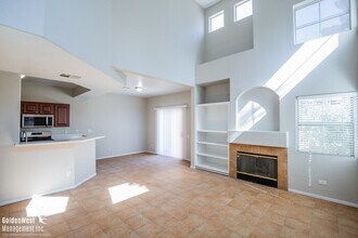 5378 Runningbrook Rd in Las Vegas, NV - Building Photo - Building Photo