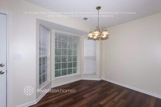 8612 Warwick Crest Ln in Charlotte, NC - Foto de edificio - Building Photo