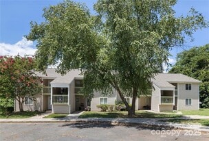 1596 Eagles Pl in Rock Hill, SC - Building Photo