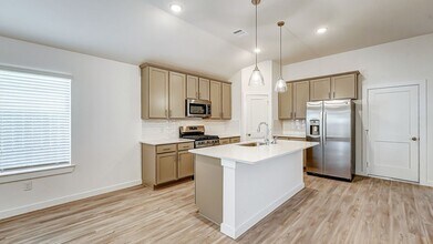 5858 Aurora Ln in Fulshear, TX - Building Photo - Building Photo