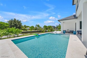 1083 Old Marco Ln in Marco Island, FL - Building Photo - Building Photo