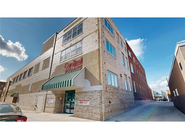 316 Becker Ave SW