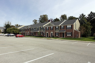Oxford of Blue Bell in Blue Bell, PA - Foto de edificio - Building Photo